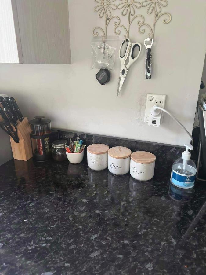 Renwick In The City Nelson, 10Min Walk To City Centre, Full Kitchen, Fast Fibre Wifi, Drive 13Min To Airport, 5Min To Hospital, Quiet Street, Dog Friendly Eksteriør billede