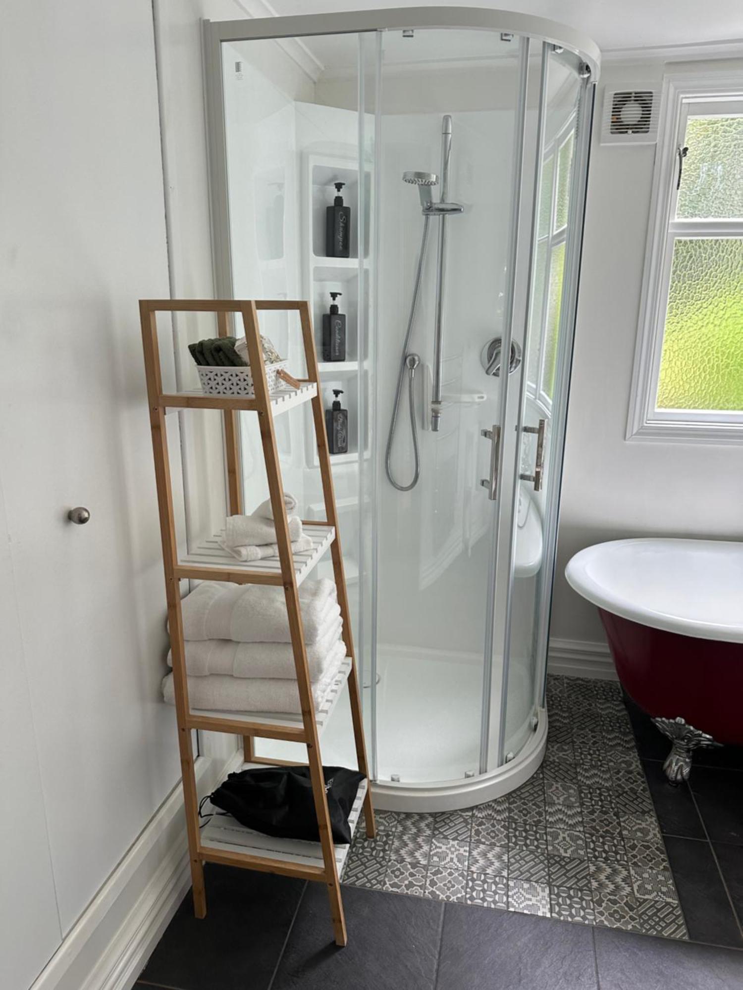 Renwick In The City Nelson, 10Min Walk To City Centre, Full Kitchen, Fast Fibre Wifi, Drive 13Min To Airport, 5Min To Hospital, Quiet Street, Dog Friendly Eksteriør billede