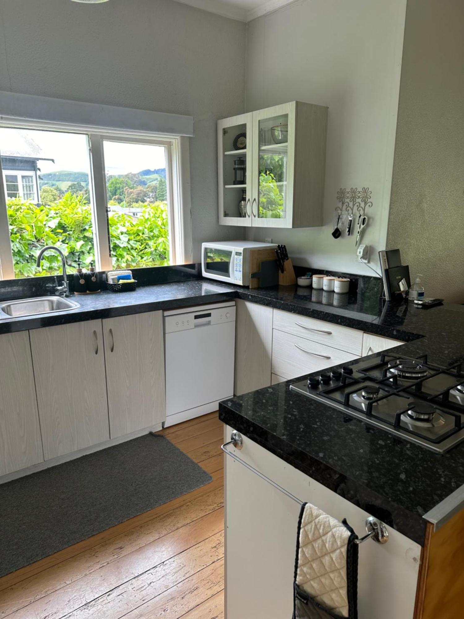 Renwick In The City Nelson, 10Min Walk To City Centre, Full Kitchen, Fast Fibre Wifi, Drive 13Min To Airport, 5Min To Hospital, Quiet Street, Dog Friendly Eksteriør billede